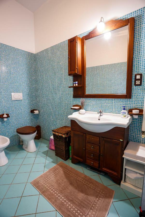 Old Square Apartments 3 ティミショアラ エクステリア 写真